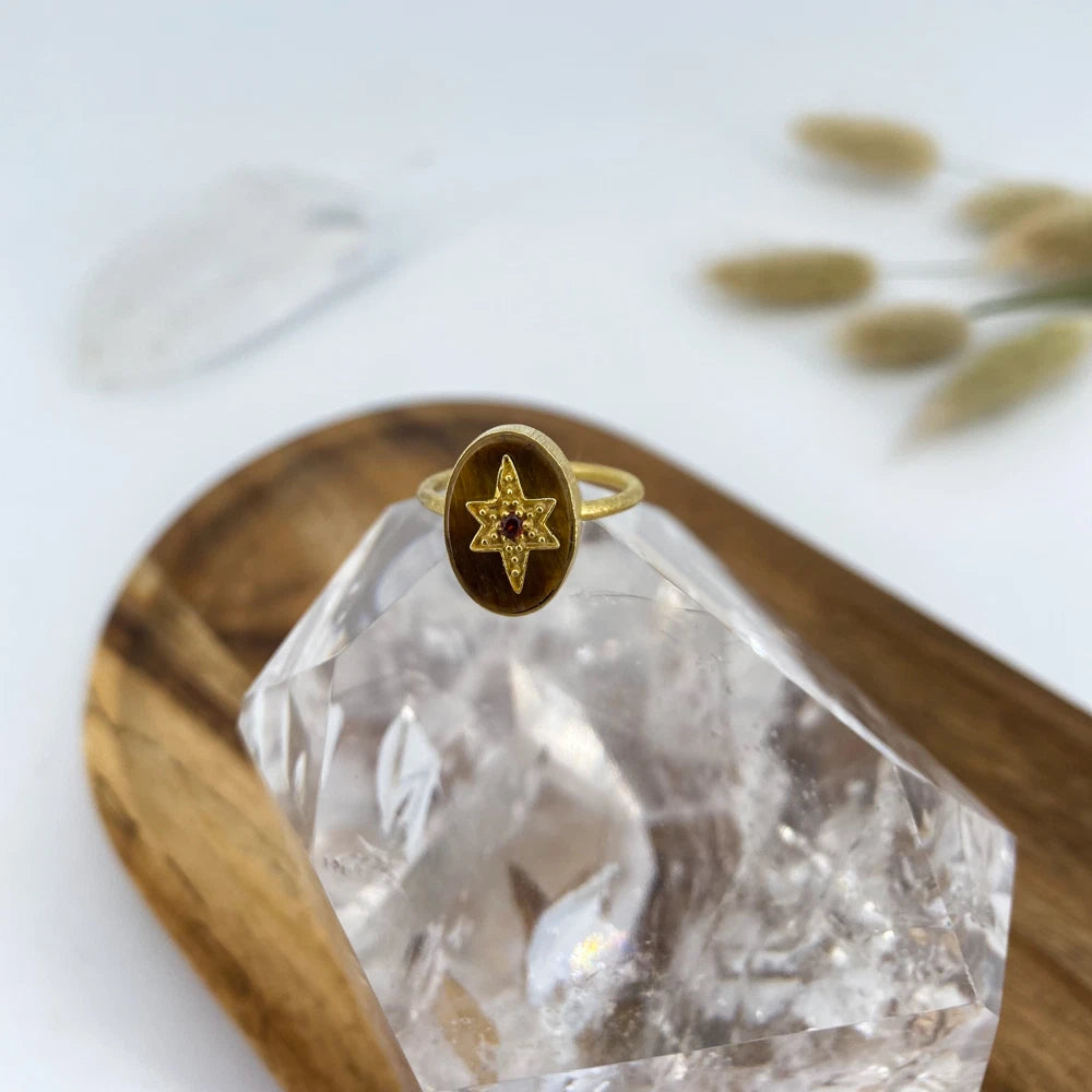 Bague oeil de tigre et Grenat Modèle Elena