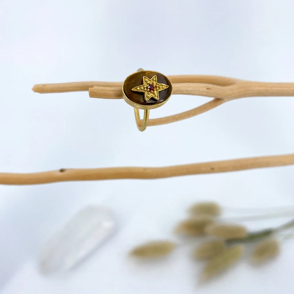 Bague oeil de tigre et Grenat Modèle Elena