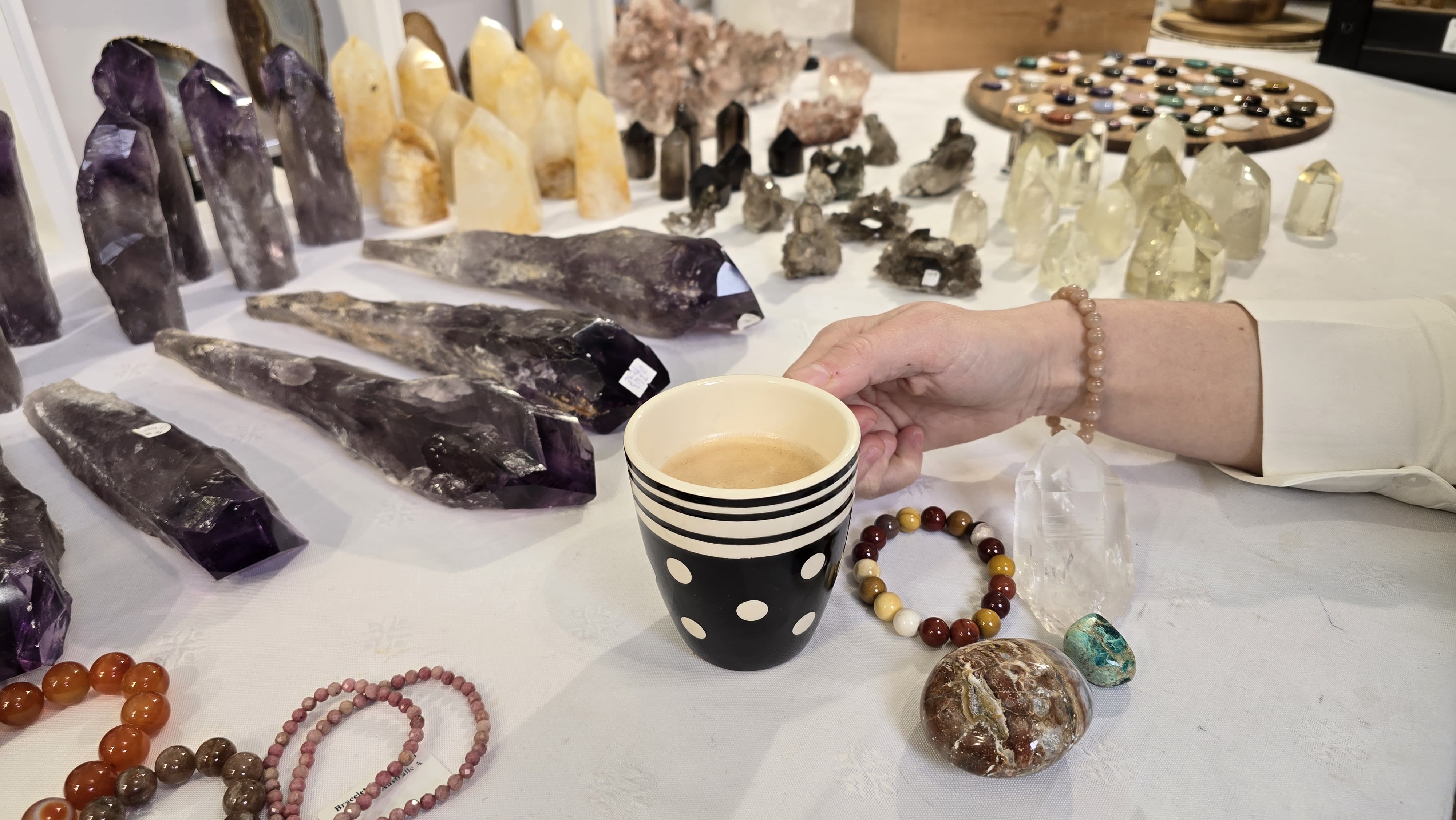 experience showroom lithotherapie a lyon magasin pierres naturelles