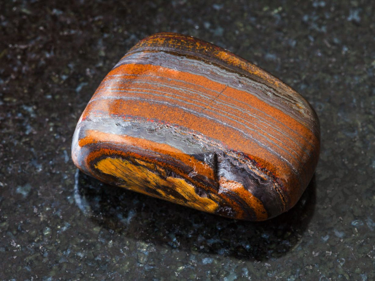 pierre roulée oeil de fer jaspe rouge hematite et oeil de tigre ensemble
