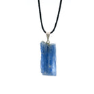 Pendentif cyanite bleue brute