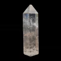 Pointe naturelle de cristal de roche de qualité AAA+