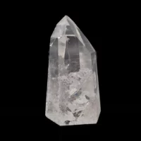 Pointe naturelle de cristal de roche du brésil