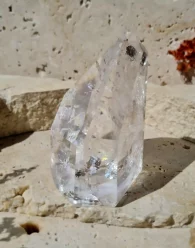 Photo d'une géode de cristal de roche
